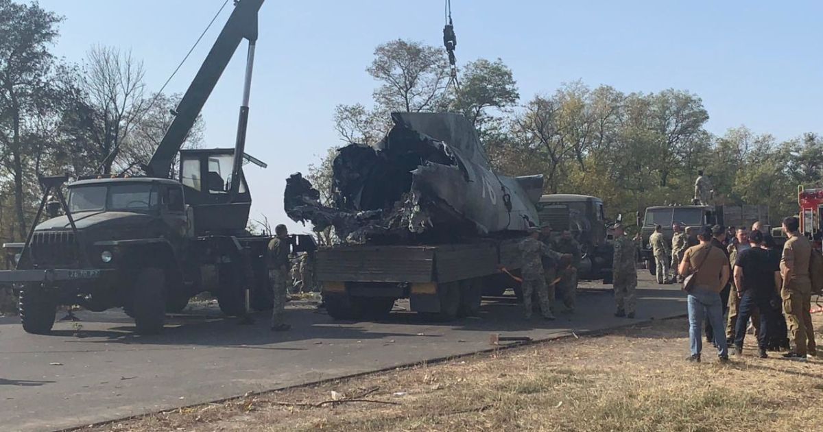 Шмигаль назвав дату, коли держкомісія має відзвітувати про результати розслідування катастрофи Ан-26