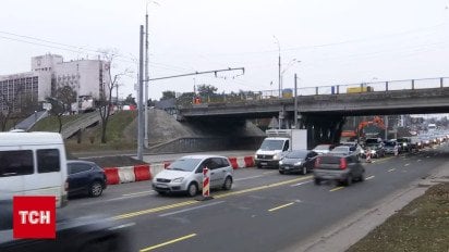 Капітальний ремонт: у Києві розпочали реконструкцію шляхопроводу біля “Дарниці”