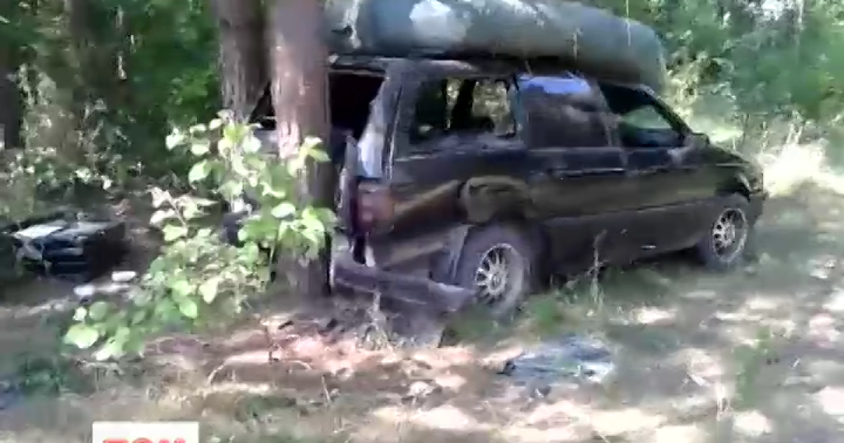 Прикордонники змушені були стріляти по колесах машин порушників.
