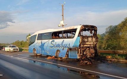 Под Львовом вспыхнул рейсовый автобус с двумя десятками пассажиров