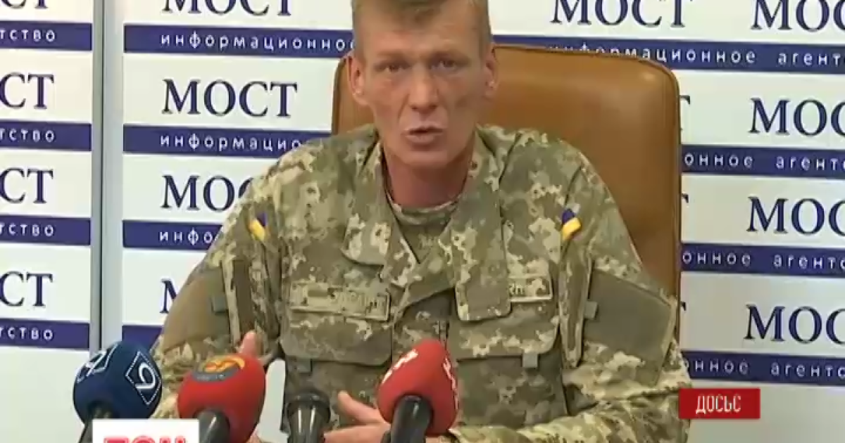 Военные просят не втягивать их в политику