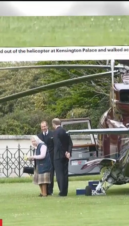 Британская королева на вертолете прилетела в Кенсингтонский дворец, чтобы увидеть правнука