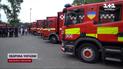 Рятувальникам підігнали десятки спецавтівок! Дивіться їхню "розпаковку"