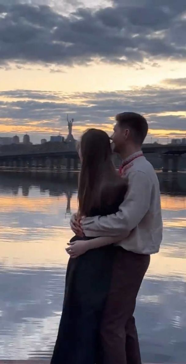 Владимир Остапчук с женой / © instagram.com/poka.tya