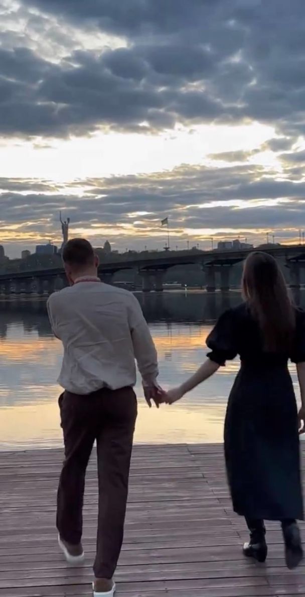 Владимир Остапчук с женой / © instagram.com/poka.tya