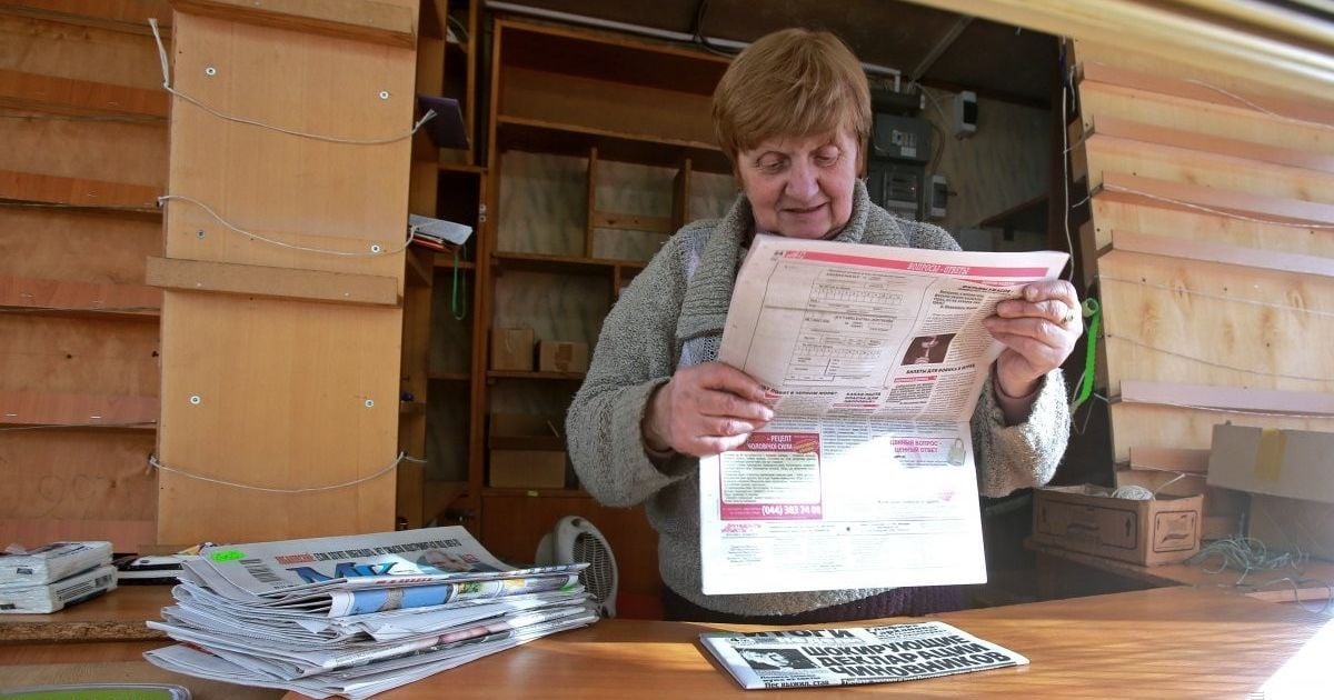 Кабмін затвердив перелік ЗМІ, які позбавлять державного впливу