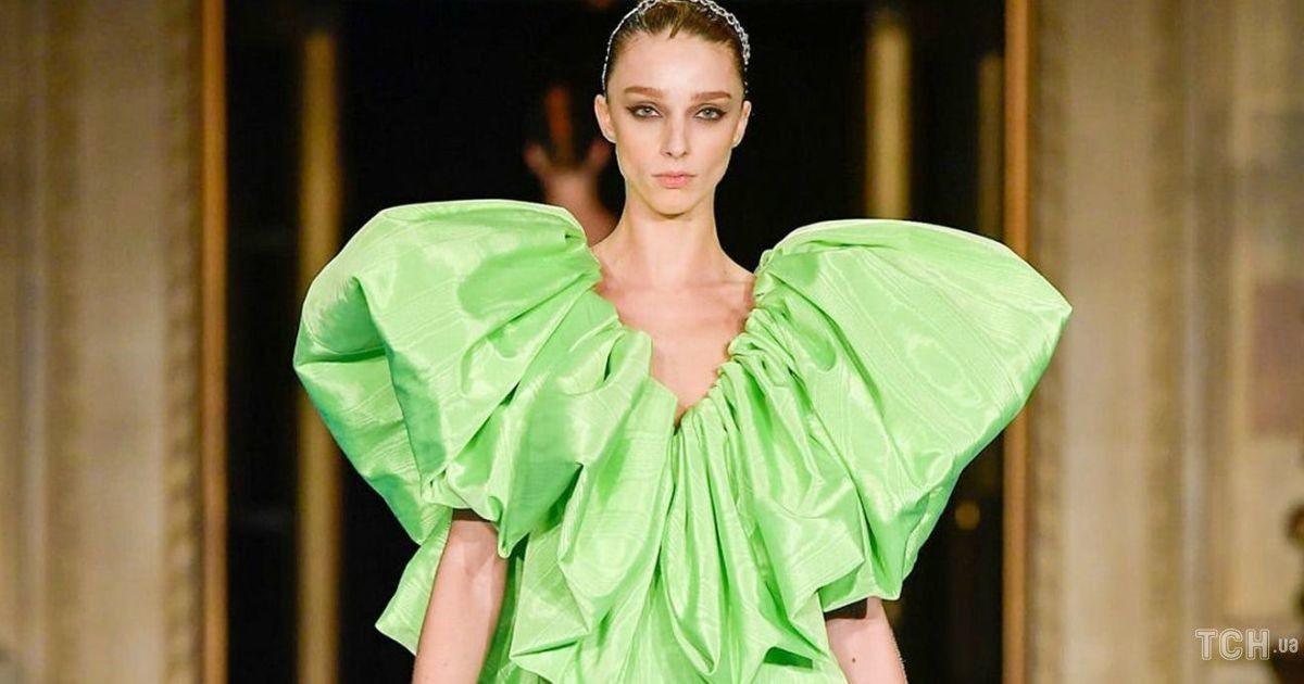 Колекція Christian Siriano прет-а-порте сезону весна-літо 2022