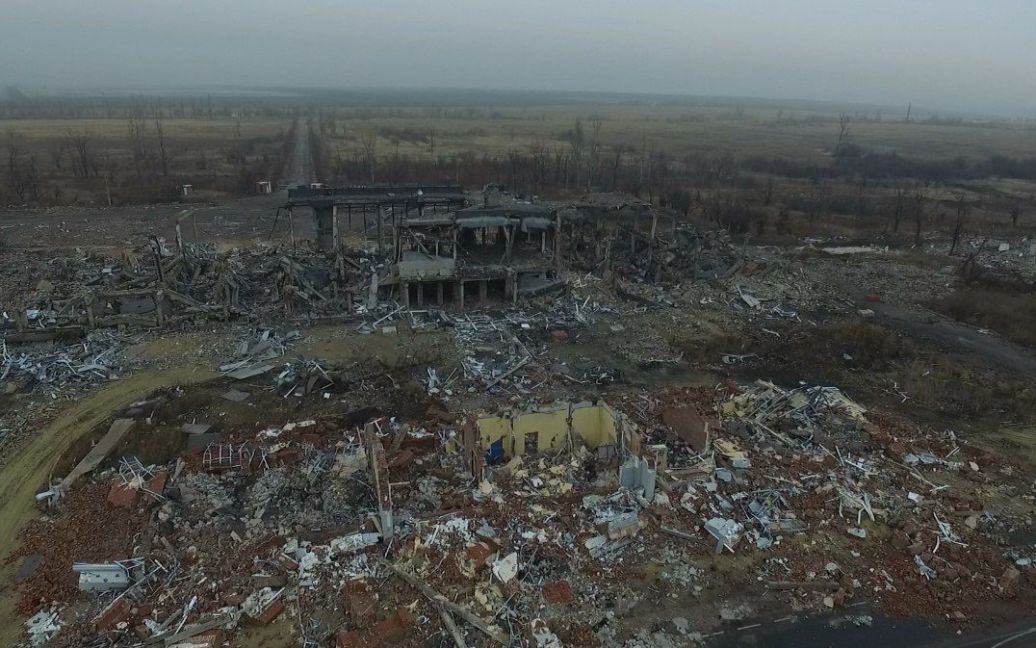 У Мережі виклали фото Луганського аеропорту, зняті з дрону / © ВКонтакте/Graham Phillips