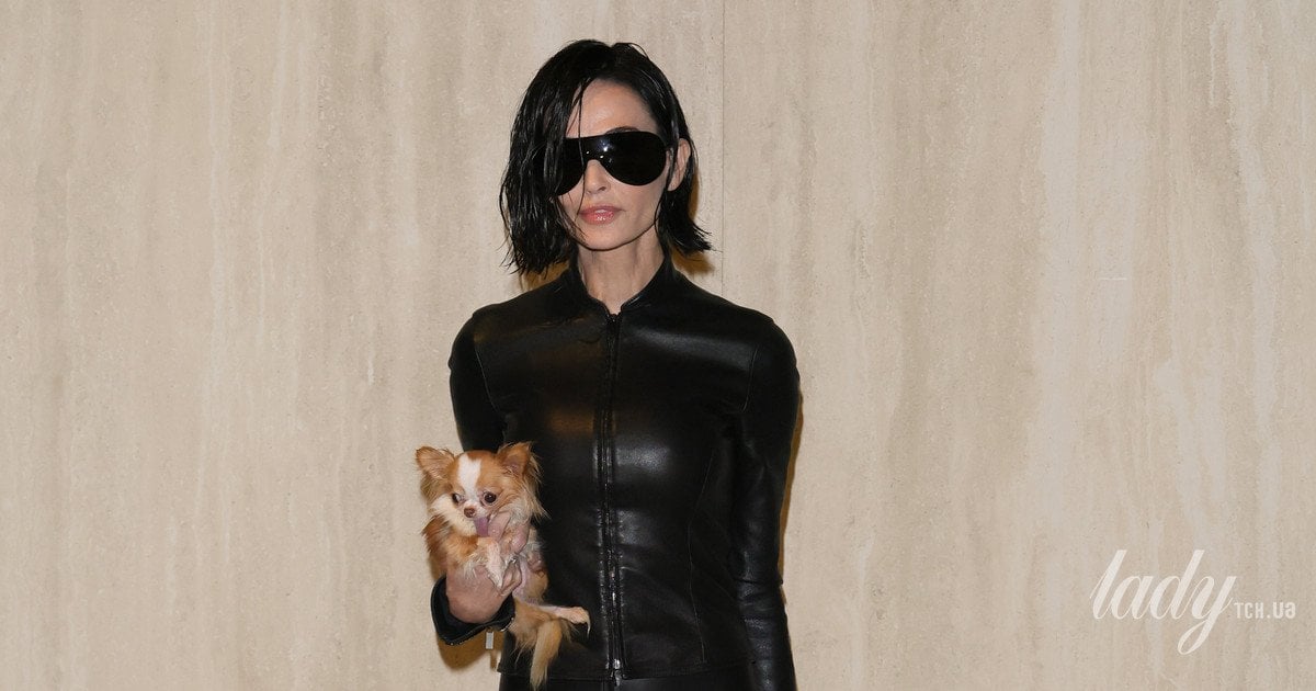 Gucci боб Демі Мур