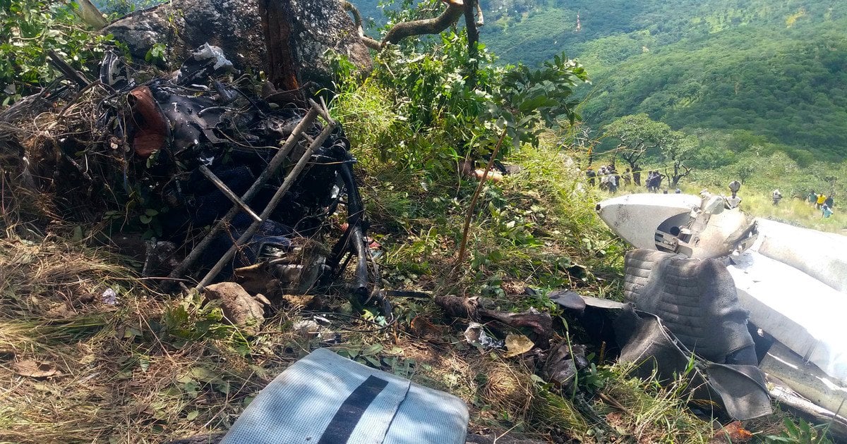 Авіакомпанія не називає причини катастрофи