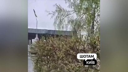 У Києві 30 квітня йде сніг