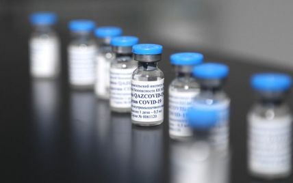 У Казахстані трьом тисячам добровольців зробили щеплення від коронавірусу вітчизняною вакциною