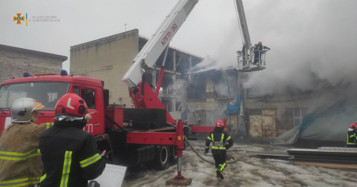 Пожежа у Львові_4 / © Управление ГСЧС во Львовской области