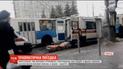 В Виннице трое пассажиров троллейбуса оказались в больнице из лопнувшего колеса