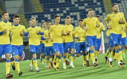 С одним нападающим и Ракицким в составе: сборная Украины огласила заявку на игру против Хорватии