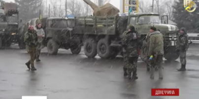 На Дебальцевській трасі точаться бої