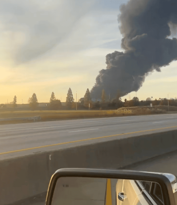 У США розбився вантажний літак UPS поблизу аеропорту Луїсвілла: є загиблі