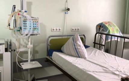 Коронавирус "закончился": в Харькове закрывают ковидное отделение, а медиков без выплат отправляют в "отпуска"