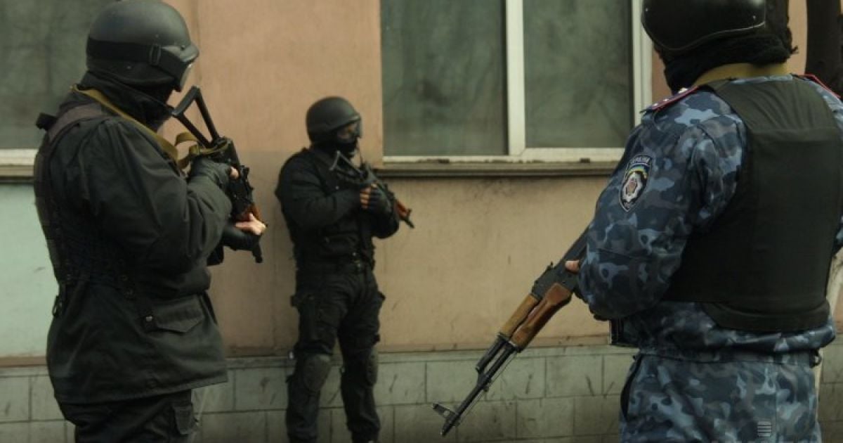 В Харькове налоговики "по ошибке" устроили обыск со взломом в IT-компании