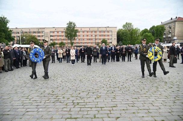 Европейские чиновники во Львове 9 мая / © МИД Украины