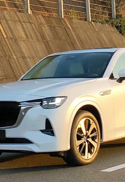 Mazda показала частину нового кросовера для ринку Європи: відео