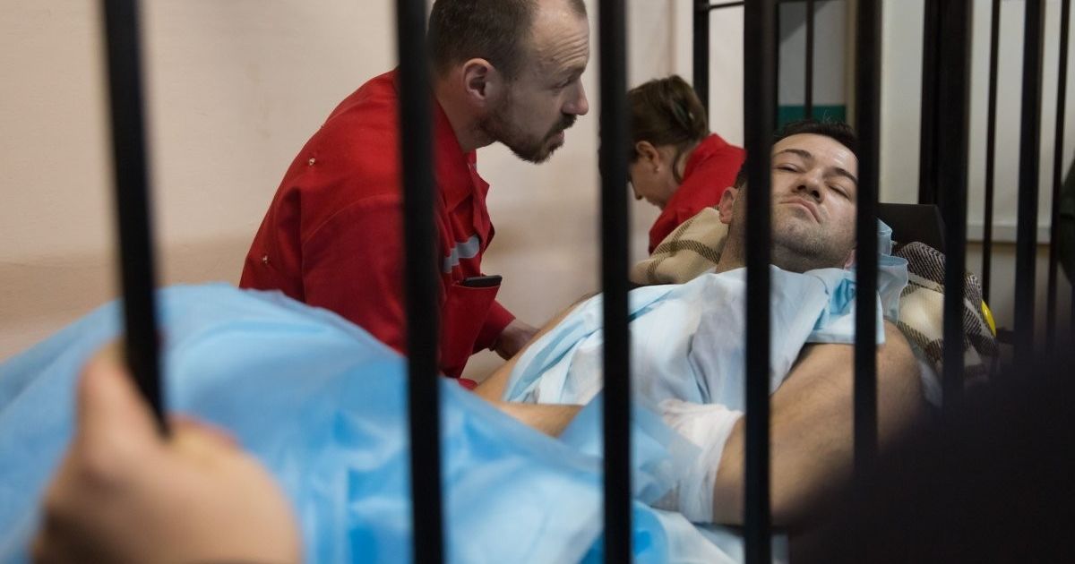 Возьми свое одеяло и иди. Лучшие фотожабы о Насирове