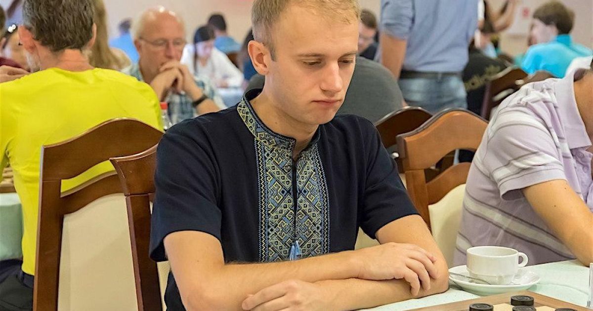 Сборная Украины выиграла "золото" на чемпионате мира по шашкам-100 в блице