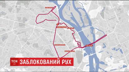Організатори столичного марафону влаштували для автомобілістів проїзди під час забігу