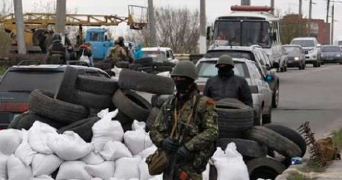 Боевики не пропускают людей через линию соприкосновения