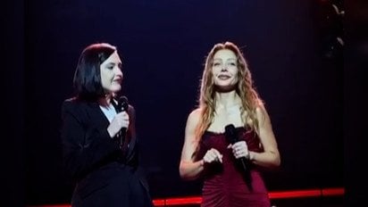 На премії YUNA-2026 відома гумористка підколола Тіну Кароль за вік: реакція співачки