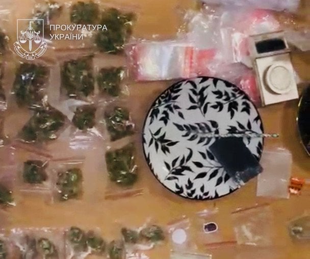 У&nbsp;Києві іноземець продавав наркотики. / &copy; Київська міська прокуратура