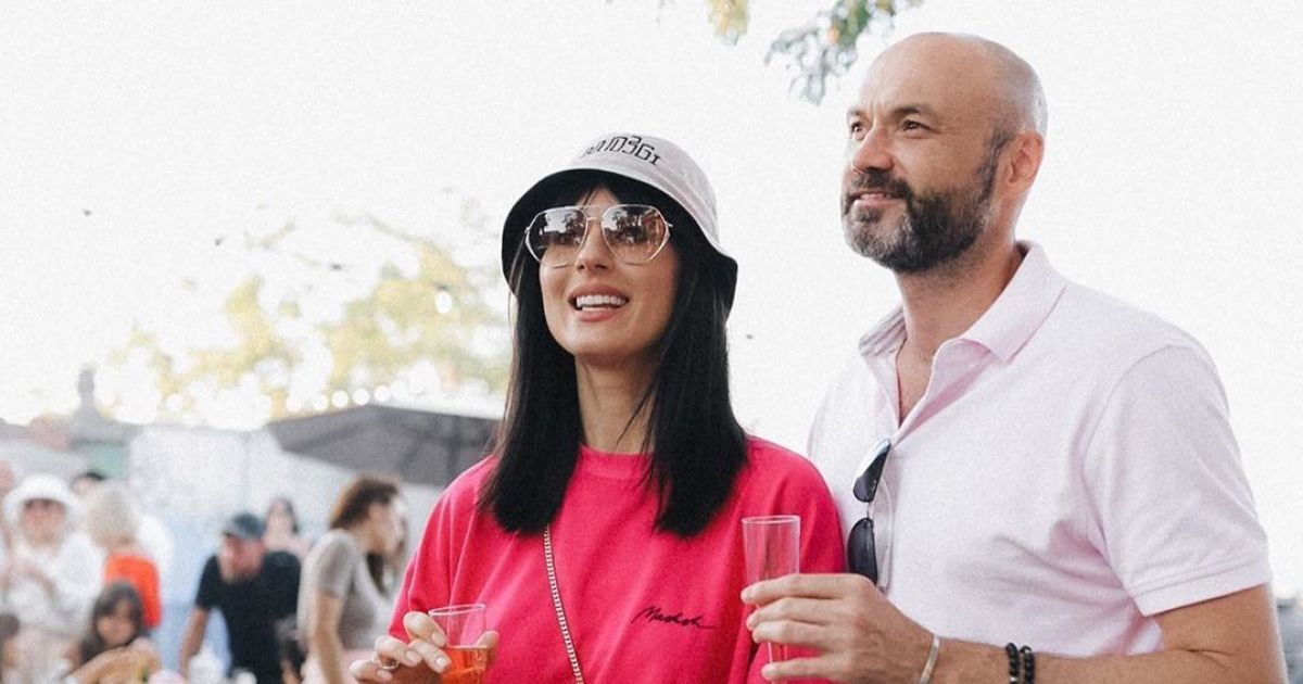 "Мы как новенькие": Маша Ефросинина отпраздновала с мужем 17-летие брака