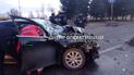 У Дніпрі нетверезий водій із наркотиками в салоні авто влетів у вантажівку: постраждала 19-річна дівчина