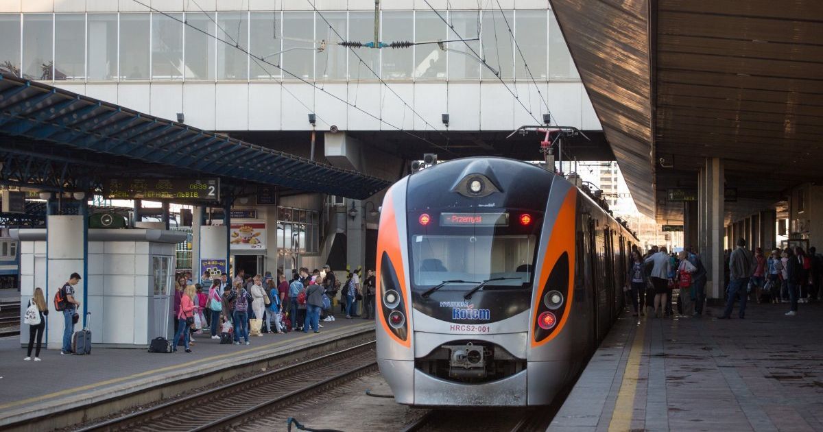 Польша запускает удобный для украинцев рейс: какое направление и города он охватит