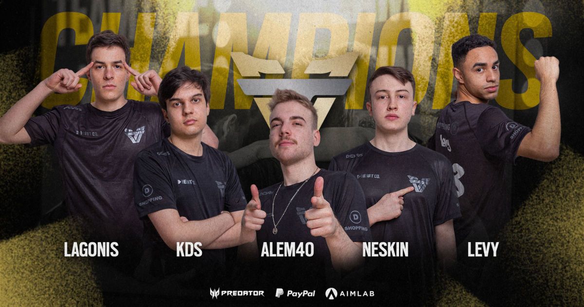 twitter.com/R6esports