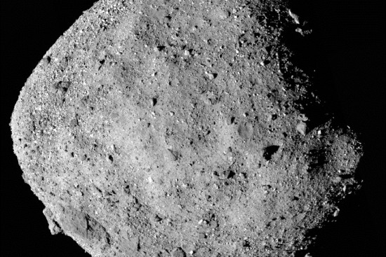 Космічний корабель NASA виконав своє завдання та скинув на Землю капсулу зі зразками з астероїда Бенну