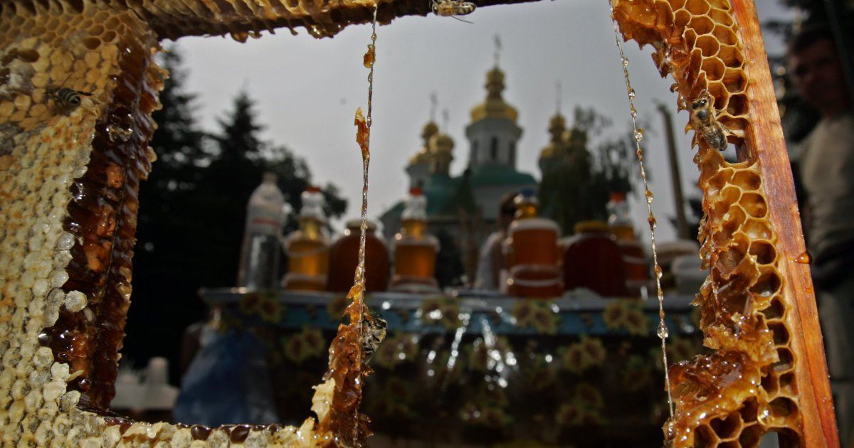 День меду та шуликів. Віряни відзначають Маковія
