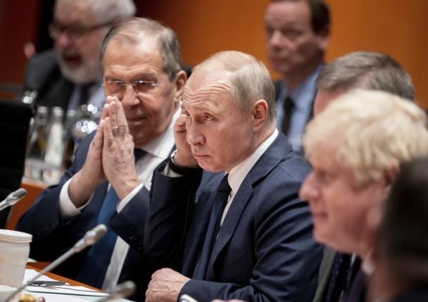 Путин "готов" встретиться с Зеленским, но Лавров назвал главное условие