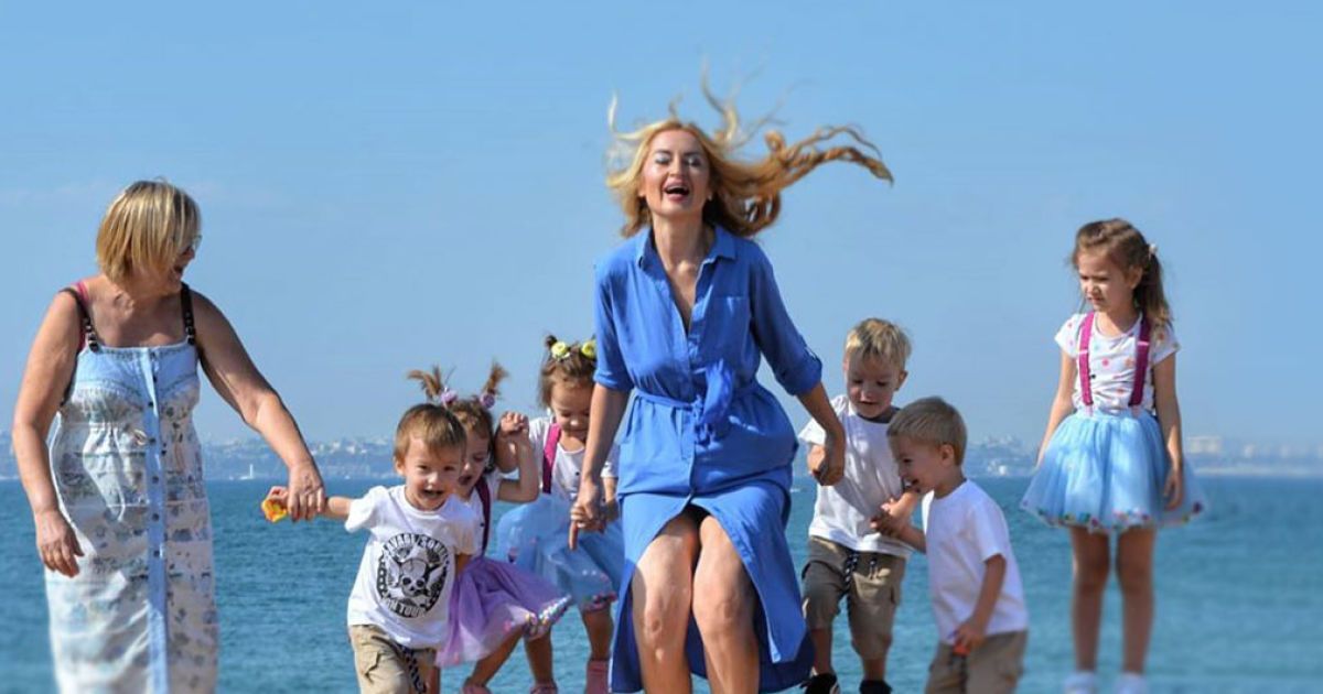 "Я стала сытая и ленивая": родившая пятерню одесситка рассказала, как пережила расставание с мужем