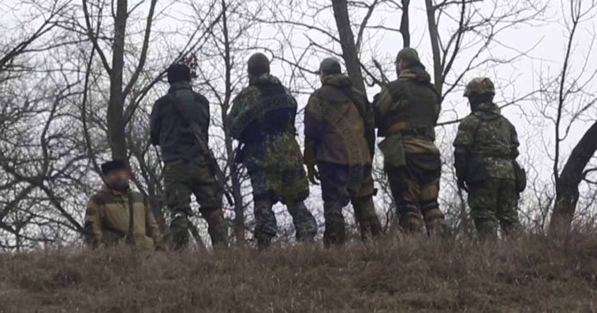 Біля Бахмутської траси почали чатувати снайпери бойовиків