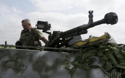 Ночь в зоне АТО: боевики накрывали зажигательными минами украинских военных