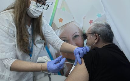 Израильтянин умер от сердечного приступа после прививки вакциной Pfizer