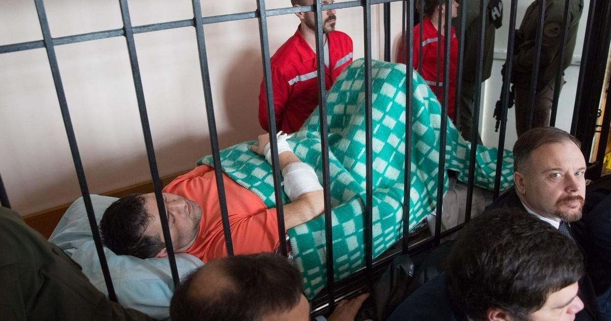 Роман Насіров