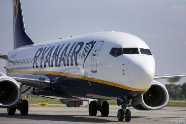 Самолет Ryanair попал в турбулентность над Германией - 9 пострадавших из-за шторма