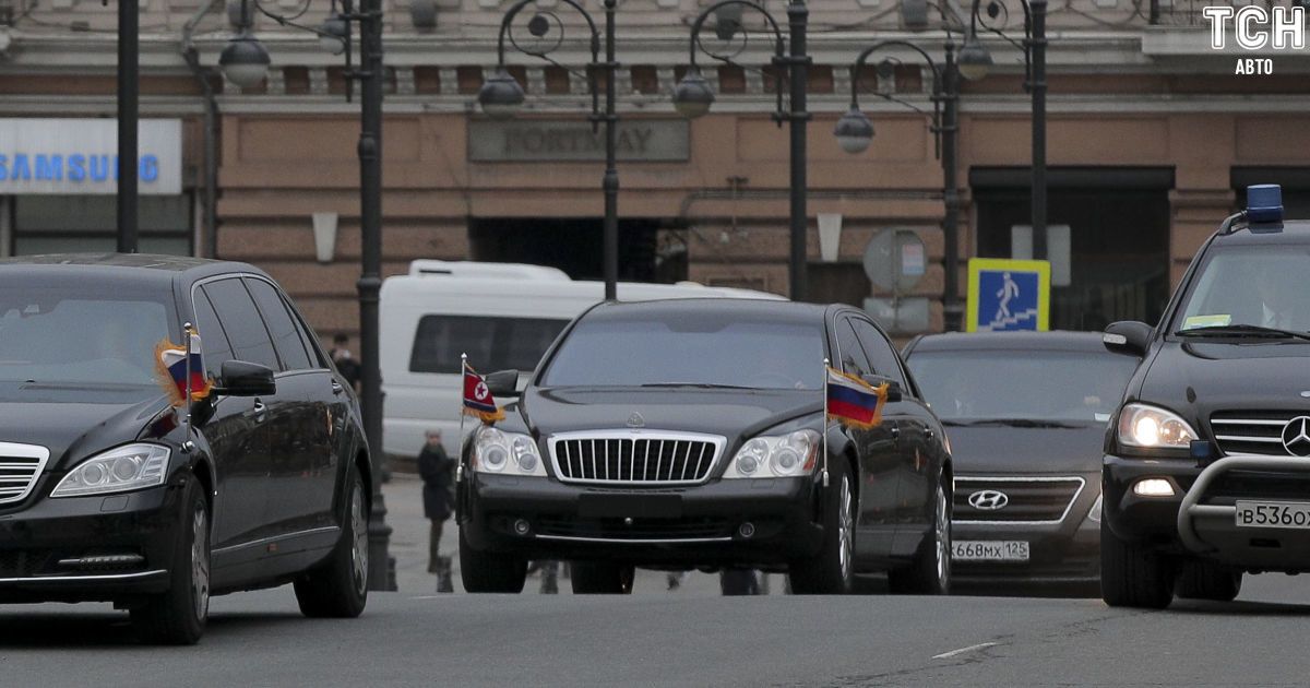 Mercedes-Maybach, которые пренадлежат лидеру КНДР Ким Чен Ыну_1 / © Associated Press