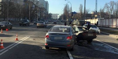 Потрійне ДТП із загиблим у Києві спричинив водій, який не поступився дорогою