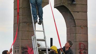 У Польщі націоналісти поглумилися над надгробним пам’ятником вояка УПА - ЗМІ_6 / © portalprzemyski.pl