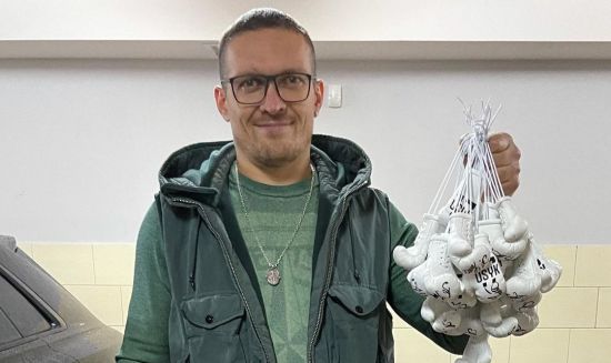 "У будь-який час, у будь-якому місці": Усик готується до реваншу з Джошуа у засніжених Карпатах (відео)