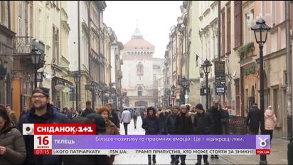 Почасовая оплата труда, экспорт арбузов и курс валют - экономические новости