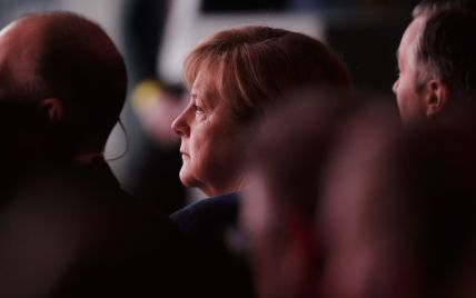 Меркель отказала США в осуществлении маневров кораблями вблизи оккупированного Крыма – Bloomberg